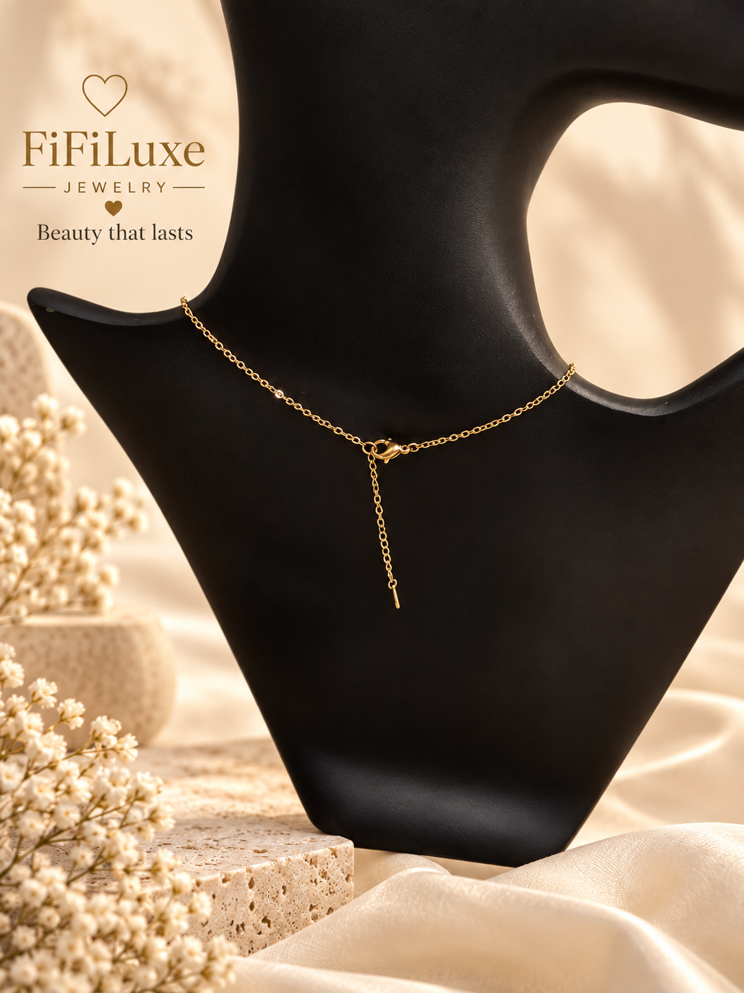 Interlocking Rings Necklace — image 4 of 6