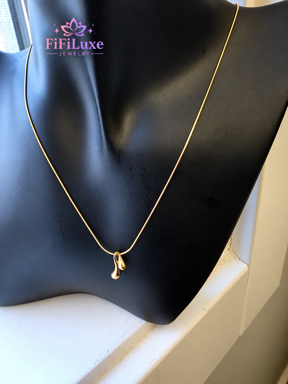 Nolia Drop Necklace